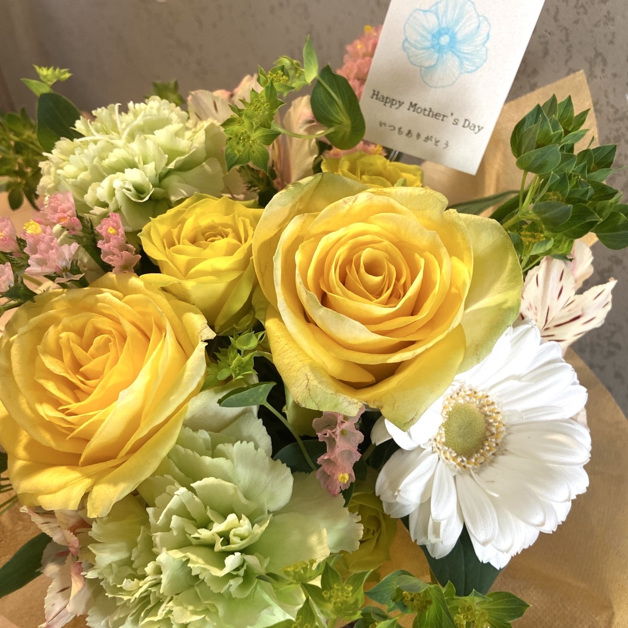 【母の日ギフト　黄色M】