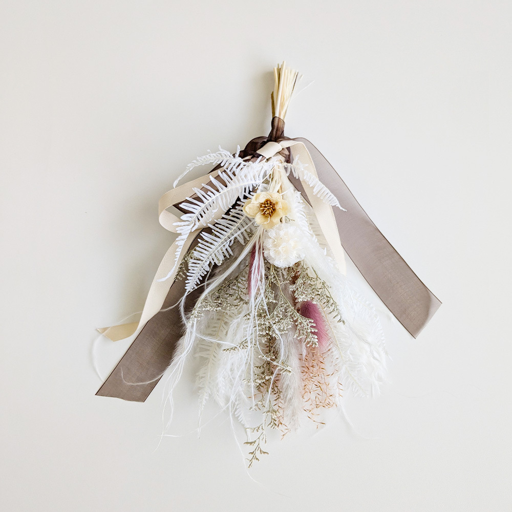 優しい色合いのドライフラワースワッグ S