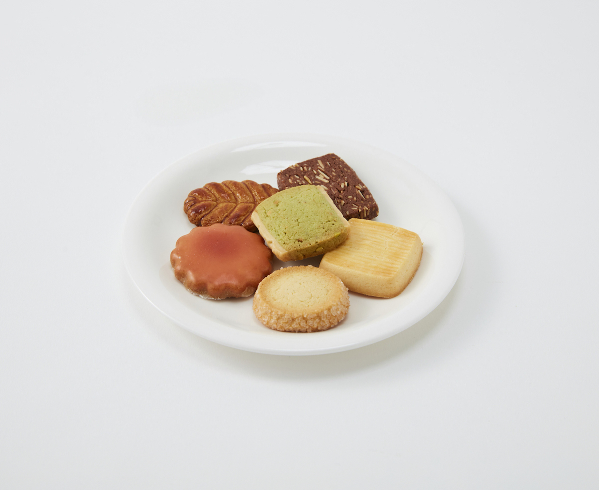 コロンバン フールセック と 季節のお花ブーケ(3本)