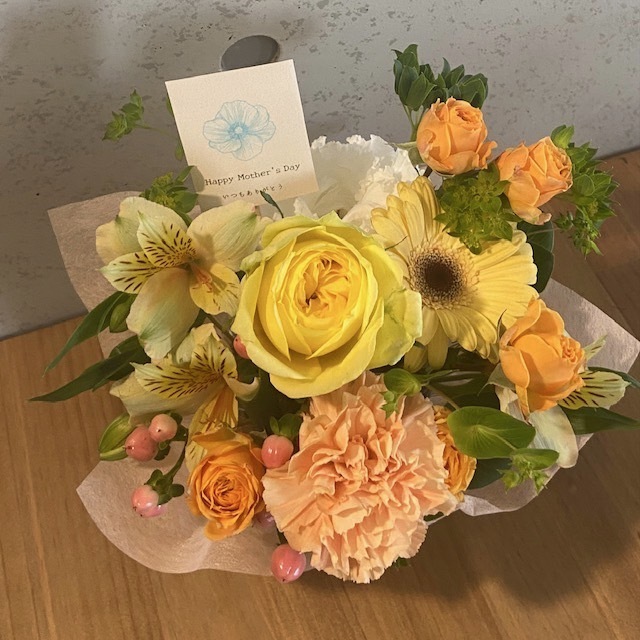 【母の日ギフト　黄色S】